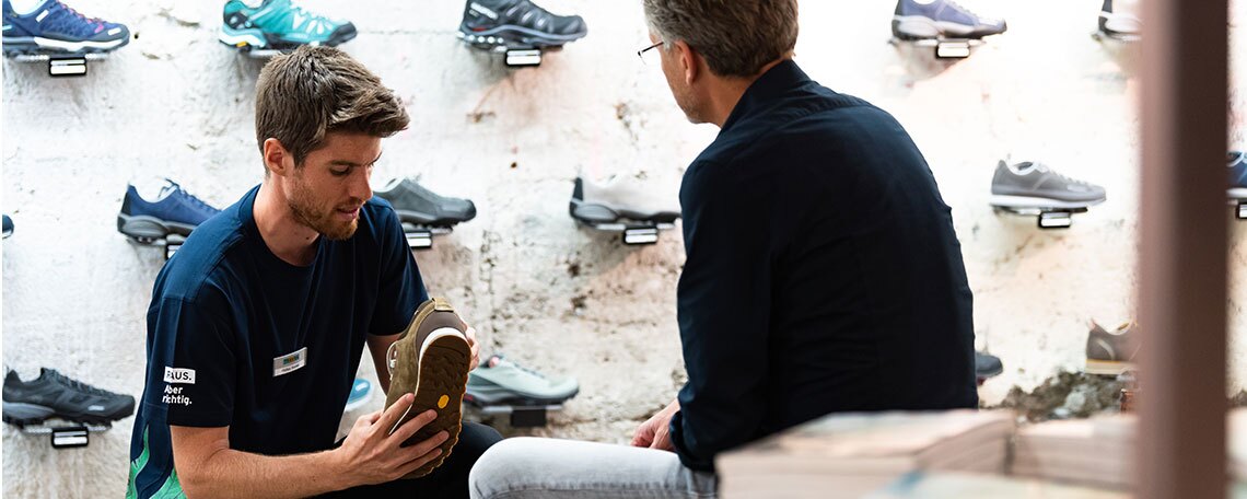 Verkaufsberater:in mit Bereichsverantwortung Schuhe 70 - 100 %, 3. Bild